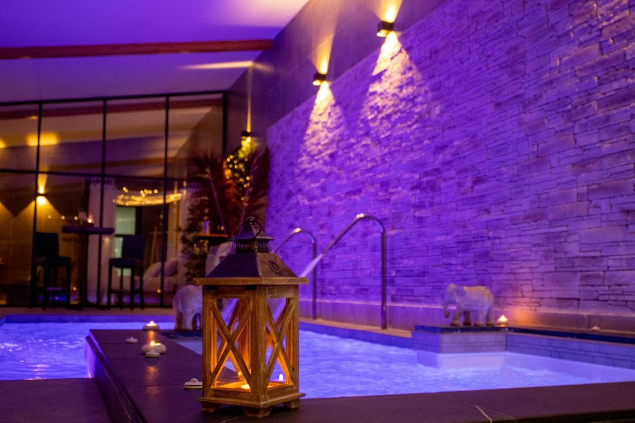 Le Bois Boheme- Suite & Spa Privatif ニーム エクステリア 写真